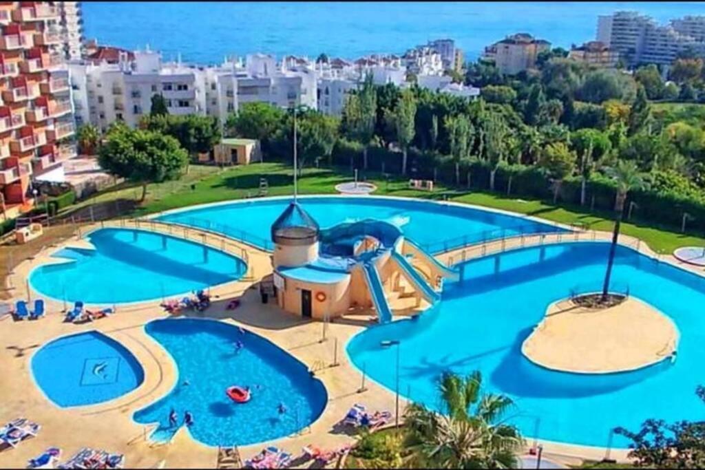 Apartamento 1 Dormitorio Con Vistas Edificio Jupiter Benalmádena Eksteriør billede